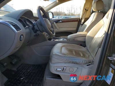 Zdjęcie 7 z 13 samochodu: 2015 AUDI Q7 PREMIUM PLUS VIN:WA1LGBFE8FD015137 - miniatura