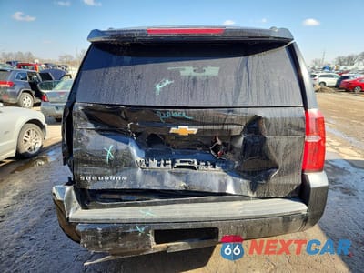 Zdjęcie 6 z 14 samochodu: 2017 CHEVROLET SUBURBAN K1500 LS VIN:1GNSKGKC0HR266880 - miniatura