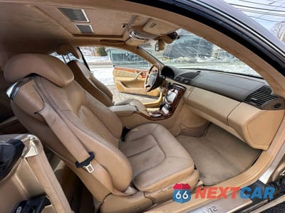 Piąte zdjęcie samochodu w środku: 2001 MERCEDES-BENZ CL 600 VIN:WDBPJ78J41A016522 - miniatura