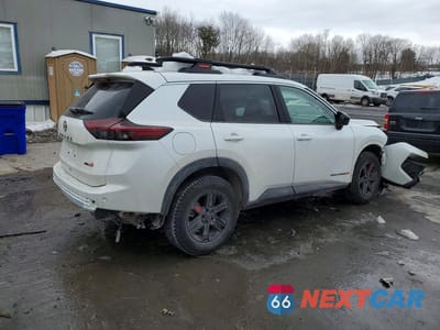 Trzecie zdjęcie samochodu z tyłu: 2026 NISSAN ROGUE ROCK CREEK VIN:5N1BT3BB9TC672590 - miniatura