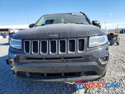 Piąte zdjęcie samochodu w środku: 2016 JEEP COMPASS SPORT VIN:1C4NJCBA9GD784708 - miniatura