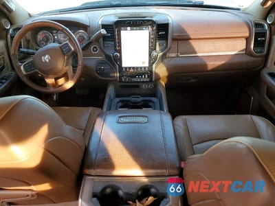 Zdjęcie 8 z 11 samochodu: 2022 RAM 3500 LONGHORN VIN:3C63RRKL7NG161714 - miniatura