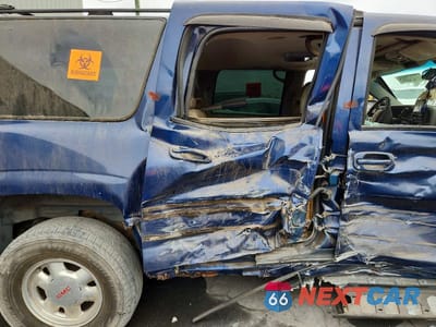 Zdjęcie 11 z 12 samochodu: 2002 GMC YUKON XL VIN:1GKFK16Z72J151502 - miniatura