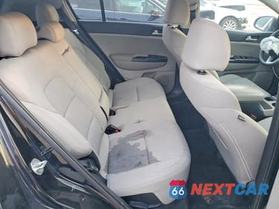 Zdjęcie 11 z 12 samochodu: 2022 KIA SPORTAGE LX VIN:KNDPM3AC8N7959092 - miniatura