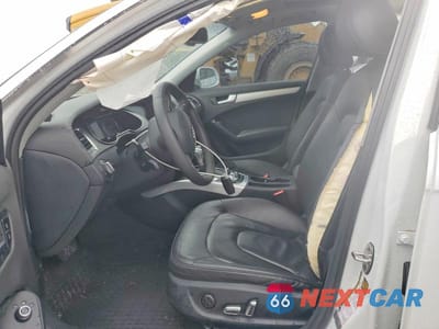 Zdjęcie 7 z 13 samochodu: 2013 AUDI A4 VIN:WAUFFAFL3DN039199 - miniatura