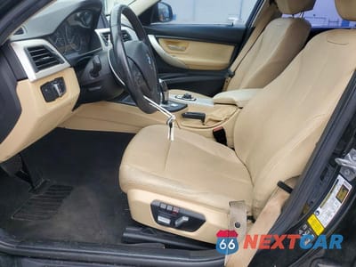 Zdjęcie 7 z 11 samochodu: 2018 BMW 320 XI VIN:WBA8A3C5XJA488293 - miniatura
