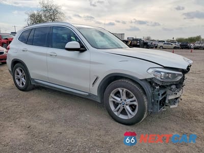 Czwarte zdjęcie samochodu z boku: 2020 BMW X3 SDRIVE30I VIN:5UXTY3C00L9B06615 - miniatura