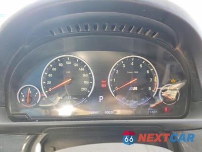 Zdjęcie 9 z 12 samochodu: 2013 BMW M5 VIN:WBSFV9C56DC773799 - miniatura