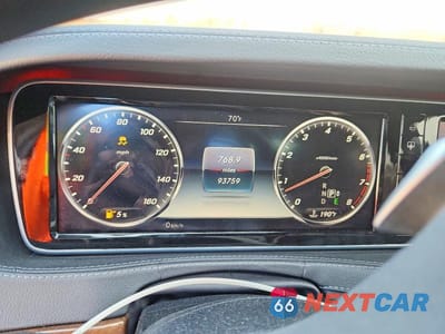 Zdjęcie 9 z 12 samochodu: 2015 MERCEDES-BENZ S 550 4MATIC VIN:WDDUG8FB8FA161547 - miniatura