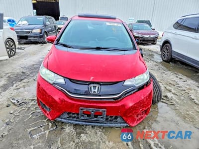 Piąte zdjęcie samochodu w środku: 2015 HONDA FIT EX VIN:3HGGK5H82FM732413 - miniatura