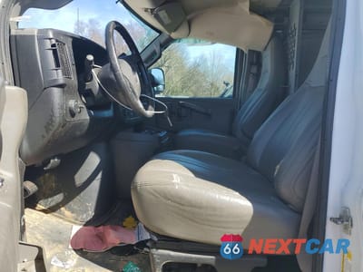 Zdjęcie 7 z 13 samochodu: 2020 GMC SAVANA 2500 CARGO UTILITY / SERVICE VAN VIN:1GTW7AFGXL1149515 - miniatura