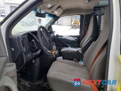 Zdjęcie 7 z 13 samochodu: 2015 GMC SAVANA 2500 CARGO UTILITY / SERVICE VAN VIN:1GTW7FCB5F1168130 - miniatura