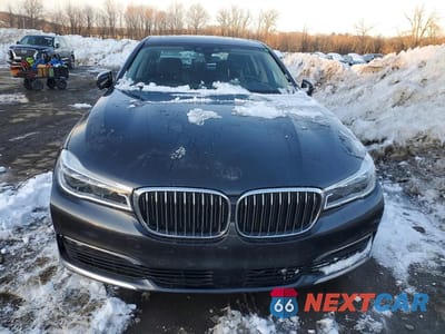 Piąte zdjęcie samochodu w środku: 2018 BMW 750I XDRIVE VIN:WBA7F2C56JG424465 - miniatura