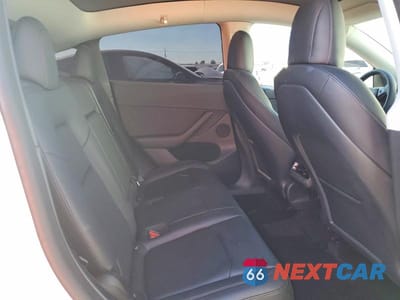 Zdjęcie 10 z 12 samochodu: 2022 TESLA MODEL Y VIN:7SAYGDEE2NF560401 - miniatura