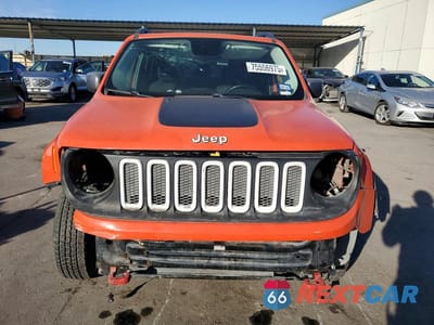 Piąte zdjęcie samochodu w środku: 2017 JEEP RENEGADE TRAILHAWK VIN:ZACCJBCB4HPE76647 - miniatura