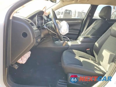 Zdjęcie 7 z 12 samochodu: 2021 CHRYSLER 300 TOURING VIN:2C3CCAAG7MH609310 - miniatura