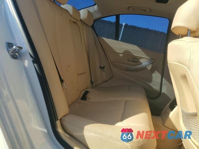 Zdjęcie 10 z 12 samochodu: 2012 BMW 328 I VIN:WBA3A5G50CNN65782 - miniatura