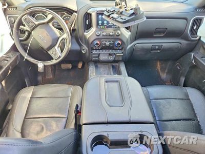 Zdjęcie 8 z 13 samochodu: 2021 CHEVROLET SILVERADO K3500 LTZ VIN:1GC4YUEY1MF120604 - miniatura
