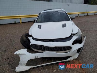 Piąte zdjęcie samochodu w środku: 2022 KIA STINGER GT LINE VIN:KNAE35LD0N6116132 - miniatura