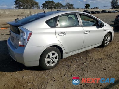 Trzecie zdjęcie samochodu z tyłu: 2011 TOYOTA PRIUS VIN:JTDKN3DU8B0280309 - miniatura