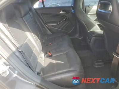 Zdjęcie 10 z 11 samochodu: 2015 MERCEDES-BENZ CLA 250 VIN:WDDSJ4EB0FN275053 - miniatura