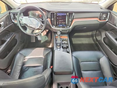 Zdjęcie 8 z 11 samochodu: 2021 VOLVO S60 T5 MOMENTUM VIN:7JR102FK9MG096718 - miniatura