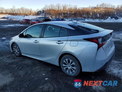 Drugie zdjęcie samochodu z przodu: 2021 TOYOTA PRIUS VIN:JTDL9MFU3M3023877 - miniatura