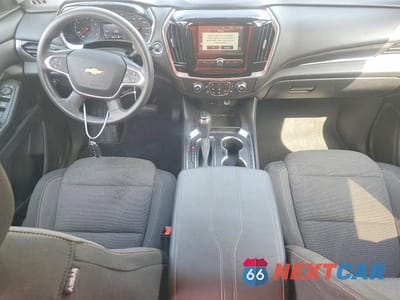 Zdjęcie 8 z 13 samochodu: 2018 CHEVROLET TRAVERSE LS VIN:1GNERFKW4JJ107636 - miniatura