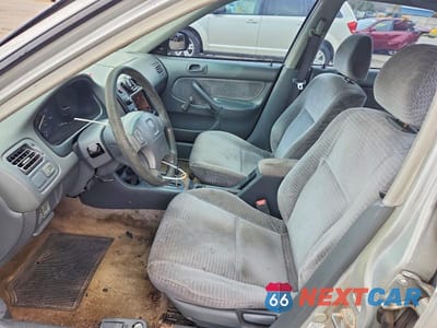 Zdjęcie 7 z 11 samochodu: 2000 HONDA CIVIC BASE VIN:2HGEJ6611YH568563 - miniatura