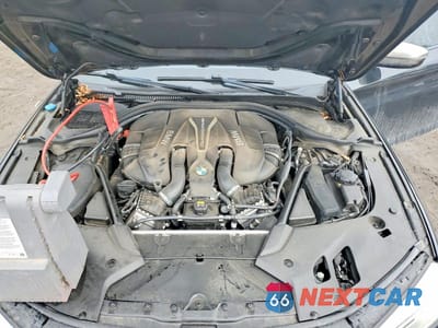 Zdjęcie 11 z 11 samochodu: 2019 BMW M550XI VIN:WBAJB9C53KB465225 - miniatura