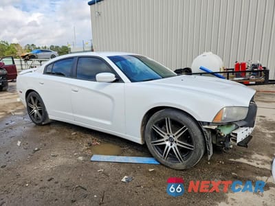 Czwarte zdjęcie samochodu z boku: 2014 DODGE CHARGER SE VIN:2C3CDXBG2EH337815 - miniatura