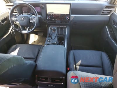 Zdjęcie 8 z 11 samochodu: 2024 LEXUS GX 550 PREMIUM/PREMIUM+ VIN:JTJTBCDX0R5007754 - miniatura