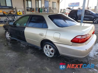Drugie zdjęcie samochodu z przodu: 2000 HONDA ACCORD SE VIN:JHMCG6694YC016695 - miniatura