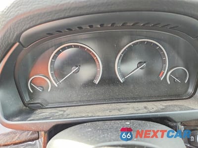 Zdjęcie 9 z 12 samochodu: 2016 BMW X5 XDRIVE35I LUXURY VIN:5UXKR0C55G0S91254 - miniatura