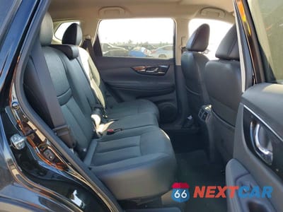 Zdjęcie 11 z 13 samochodu: 2018 NISSAN ROGUE SL VIN:5N1AT2MT4JC809685 - miniatura