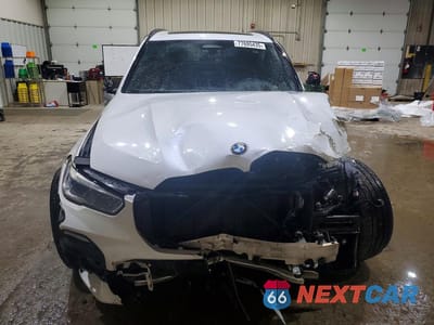 Piąte zdjęcie samochodu w środku: 2019 BMW X5 XDRIVE40I VIN:5UXCR6C54KLL06194 - miniatura