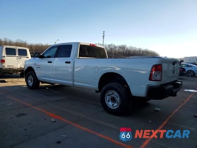 Drugie zdjęcie samochodu z przodu: 2019 RAM 2500 TRADESMAN VIN:3C6UR5HL2KG548431 - miniatura