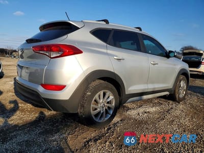 Trzecie zdjęcie samochodu z tyłu: 2017 HYUNDAI TUCSON LIMITED VIN:KM8J33A46HU484495 - miniatura