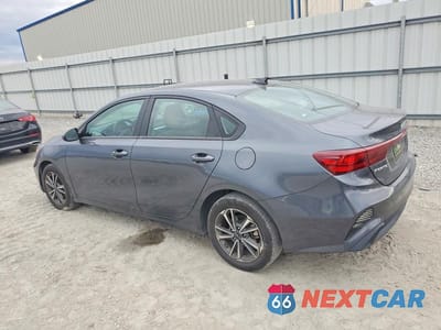 Drugie zdjęcie samochodu z przodu: 2024 KIA FORTE LX VIN:3KPF24AD4RE698095 - miniatura