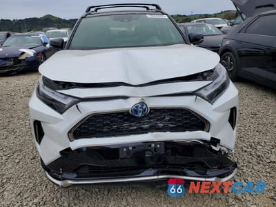 Piąte zdjęcie samochodu w środku: 2024 TOYOTA RAV4 PRIME XSE VIN:JTMEB3FV6RD195757 - miniatura