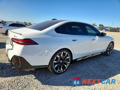 Trzecie zdjęcie samochodu z tyłu: 2025 BMW I5 M60 VIN:WBY43FK06SCT45316 - miniatura