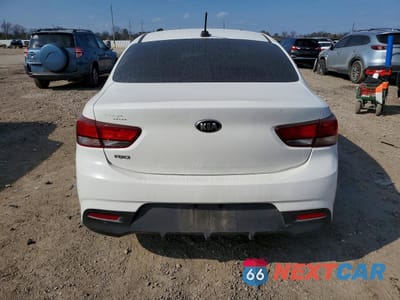 Zdjęcie 6 z 14 samochodu: 2018 KIA RIO LX VIN:3KPA24AB3JE057145 - miniatura