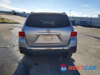 Zdjęcie 6 z 14 samochodu: 2011 TOYOTA HIGHLANDER SE VIN:5TDBK3EH7BS076267 - miniatura