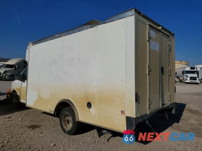 Drugie zdjęcie samochodu z przodu: 2023 GMC SAVANA CUTAWAY G3500 VIN:7GZ37SC78PN009137 - miniatura