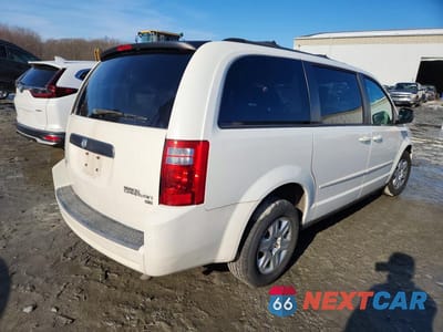Trzecie zdjęcie samochodu z tyłu: 2010 DODGE GRAND CARAVAN SE VIN:2D4RN4DE0AR139870 - miniatura