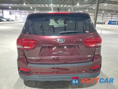 Zdjęcie 6 z 11 samochodu: 2019 KIA SORENTO L VIN:5XYPGDA36KG559351 - miniatura