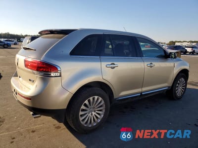 Trzecie zdjęcie samochodu z tyłu: 2011 LINCOLN MKX VIN:2LMDJ6JK9BBJ34086 - miniatura