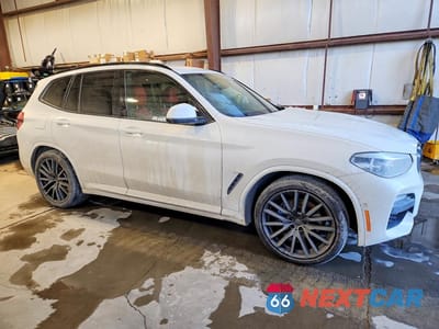 Czwarte zdjęcie samochodu z boku: 2020 BMW X3 XDRIVE30I VIN:5UXTY5C07LLT32243 - miniatura