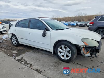 Czwarte zdjęcie samochodu z boku: 2006 NISSAN ALTIMA 3.5 SE VIN:1N4BL11EX6N310948 - miniatura