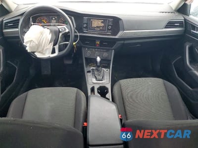 Zdjęcie 8 z 11 samochodu: 2020 VOLKSWAGEN JETTA S VIN:3VWCB7BUXLM023557 - miniatura